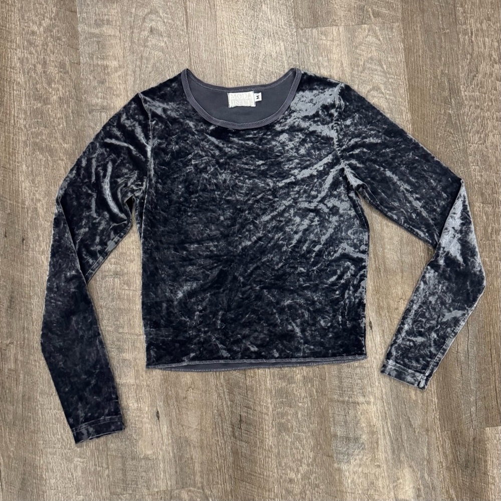 VTG Velvet Top Moda International Victorias Secret Sz M